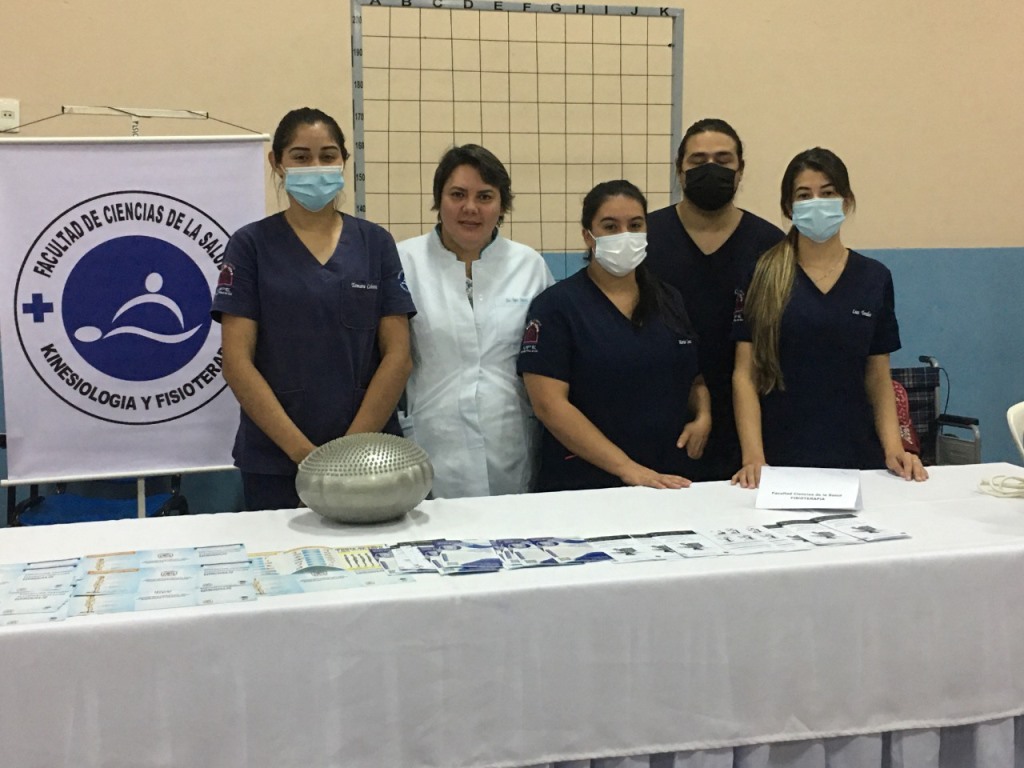 Total éxito en la expo salud de Odontología UPE